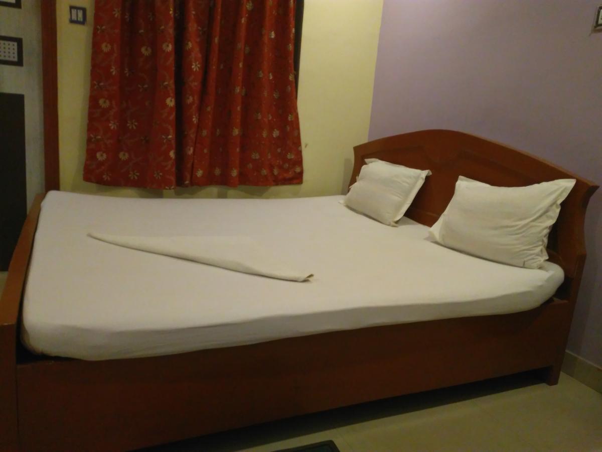 Bandhan Inn 迪卡 外观 照片